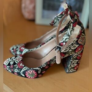 Lewit Floral Brocade Block Heel